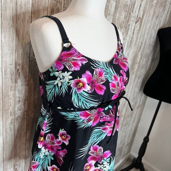 Island Escape Black Floral Padded Tankini Top size 16W - Picture 2 of 5
